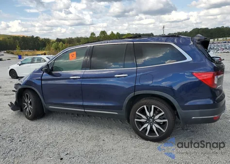 2021 Honda Pilot Touring z USA, uszkodzony, nr VIN 5FNYF5H68MB002853